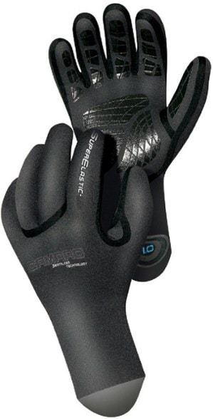 Close-up of AquaGrip seamless neoprene paddling gloves showcasing grip and flexibility.