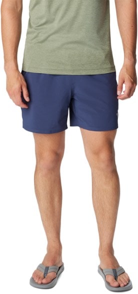 Front view of Columbia PFG men's stretch fishing shorts with zip pocket