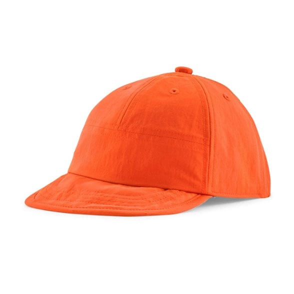 Patagonia Baggies cap for toddlers worn during a sunny hike