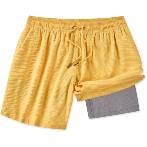 Front view of WaveTek quick-dry swimwear showcasing 5.5