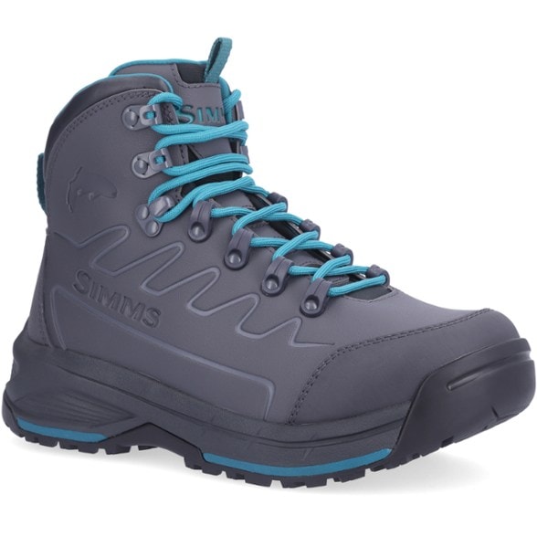 Freestone Women's Wading Boots side profile on river rocks