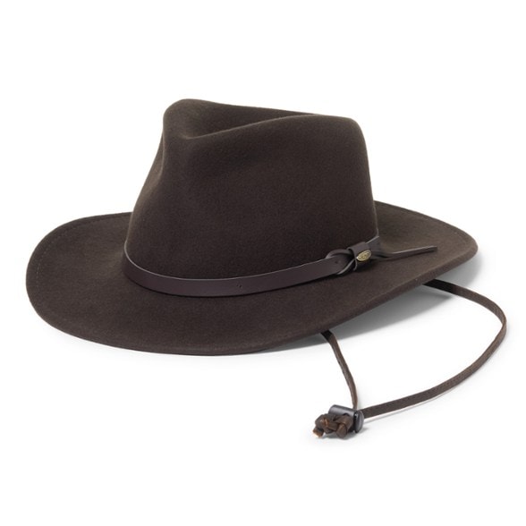 Front view of Dakota Stampede crushable wool felt outback hat on a hiker outdoors