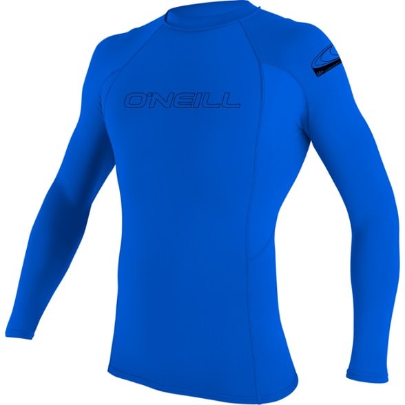Kids wearing UPF 50+ rashguard for water sports with sun protection