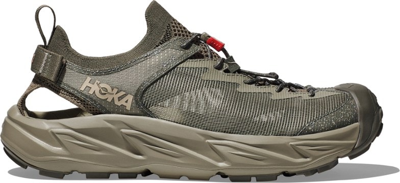 Close-up of men's Hopara 2 Amphibious sandals showing quick-lace system and toe protection.