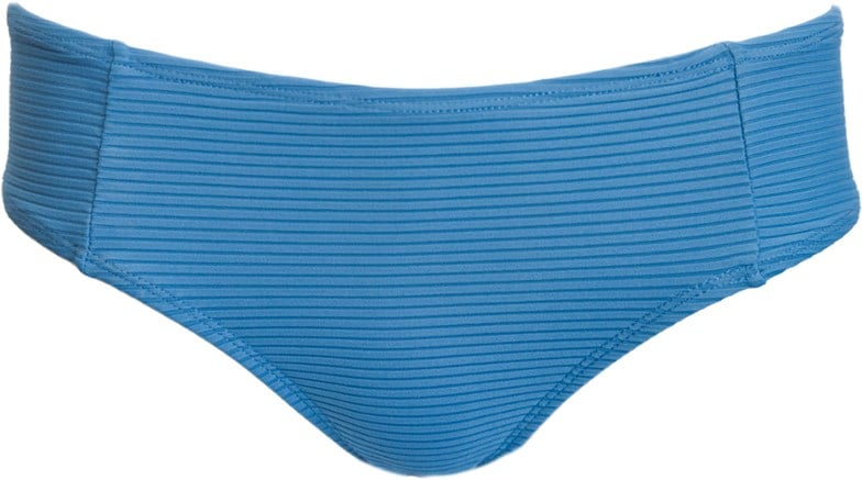 Close-up of Nani Swimwear textured bikini bottoms highlighting the seamless design and sustainable fabric.