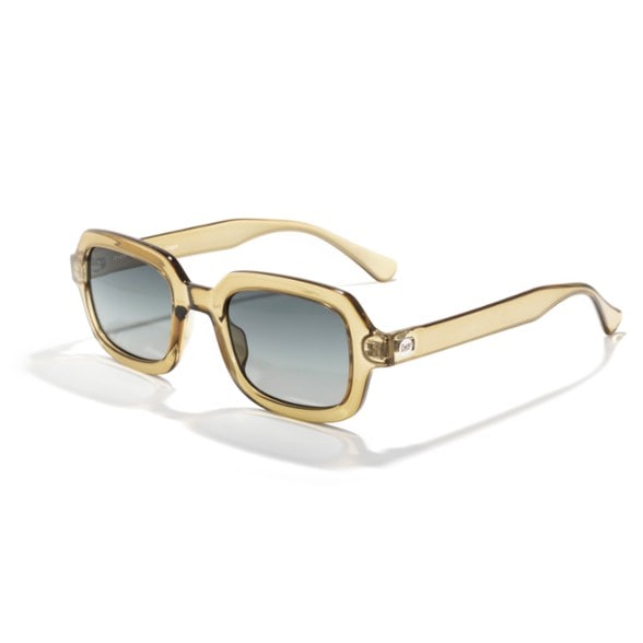 Lago square sunglasses worn outdoors, showcasing polarized lenses and forest fade tint