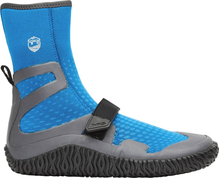 Side view of women's paddle shoes showcasing neoprene material and adjustable straps