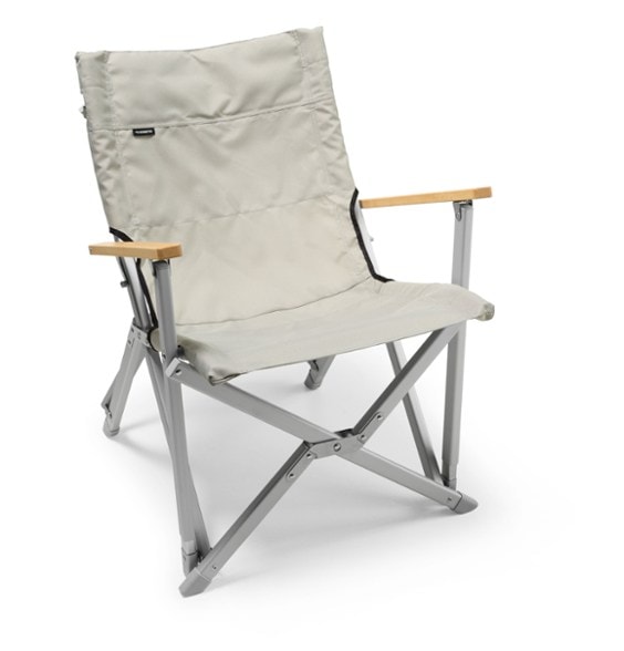 Close-up of the lightweight aluminum frame of the portable camp chair