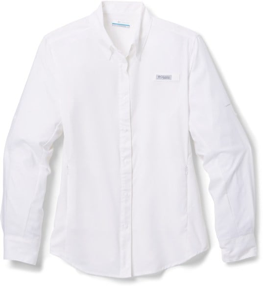 Columbia Women's PFG Tamiami II Long-Sleeve Fishing Shirt in action, perfect for sunny days.