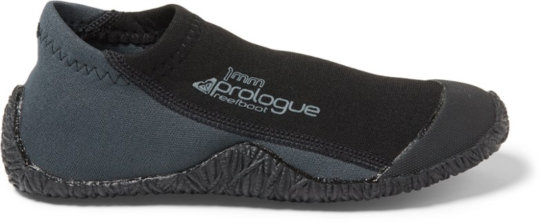 Roxy Women's Prologue Neoprene Booties for kayaking and surf, showing the textured sole for grip