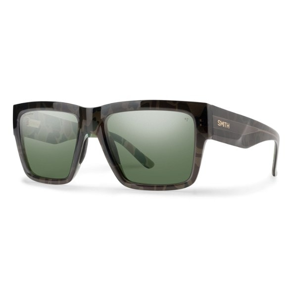 Front view of chunky frame sunglasses with brown polarized lenses, perfect for sunny drives.