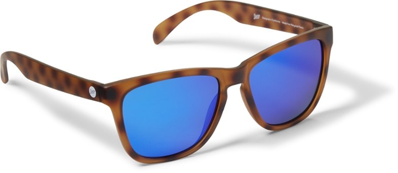 Madronas Low Bridge Fit Polarized Wayfarer Sunglasses on a beach